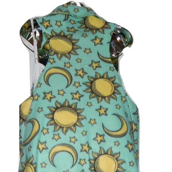 Long Waterfall Vest by GROOVY GLAM - Picture 5 of 7